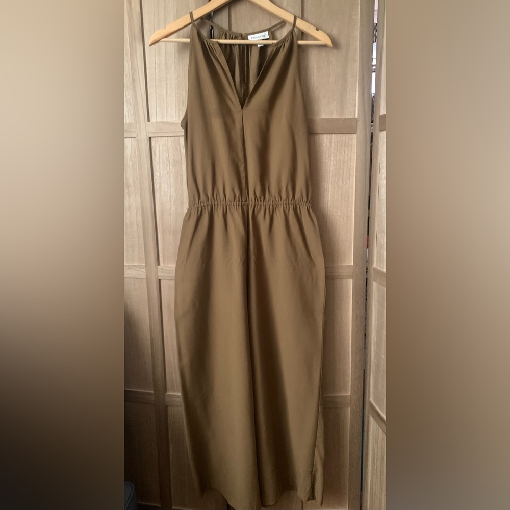 Prologue Olive Green V-Neck Sleeveless Cropped Jumpsuit  Size: Small